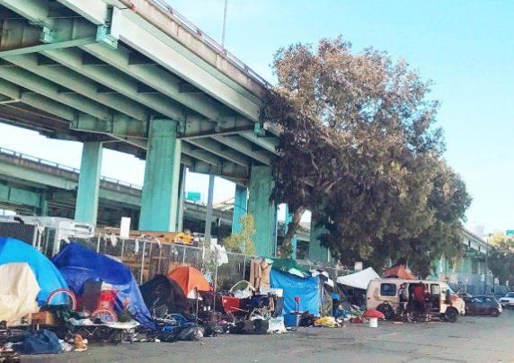 san_francisco_homeless_tents.jpeg